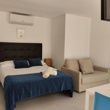 Apartamentos Y Habitaciones Kai Marbella (Adults Only) ภายนอก รูปภาพ