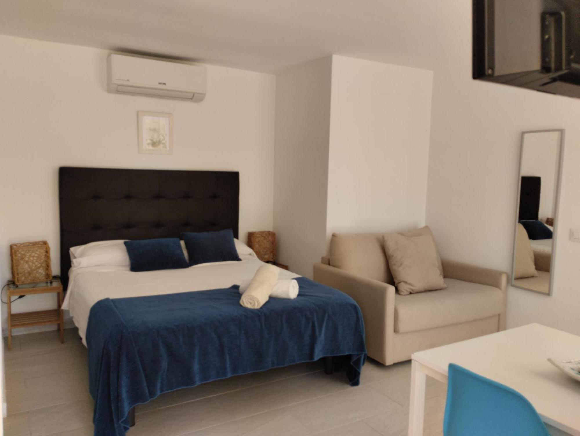 Apartamentos Y Habitaciones Kai Marbella (Adults Only) ภายนอก รูปภาพ