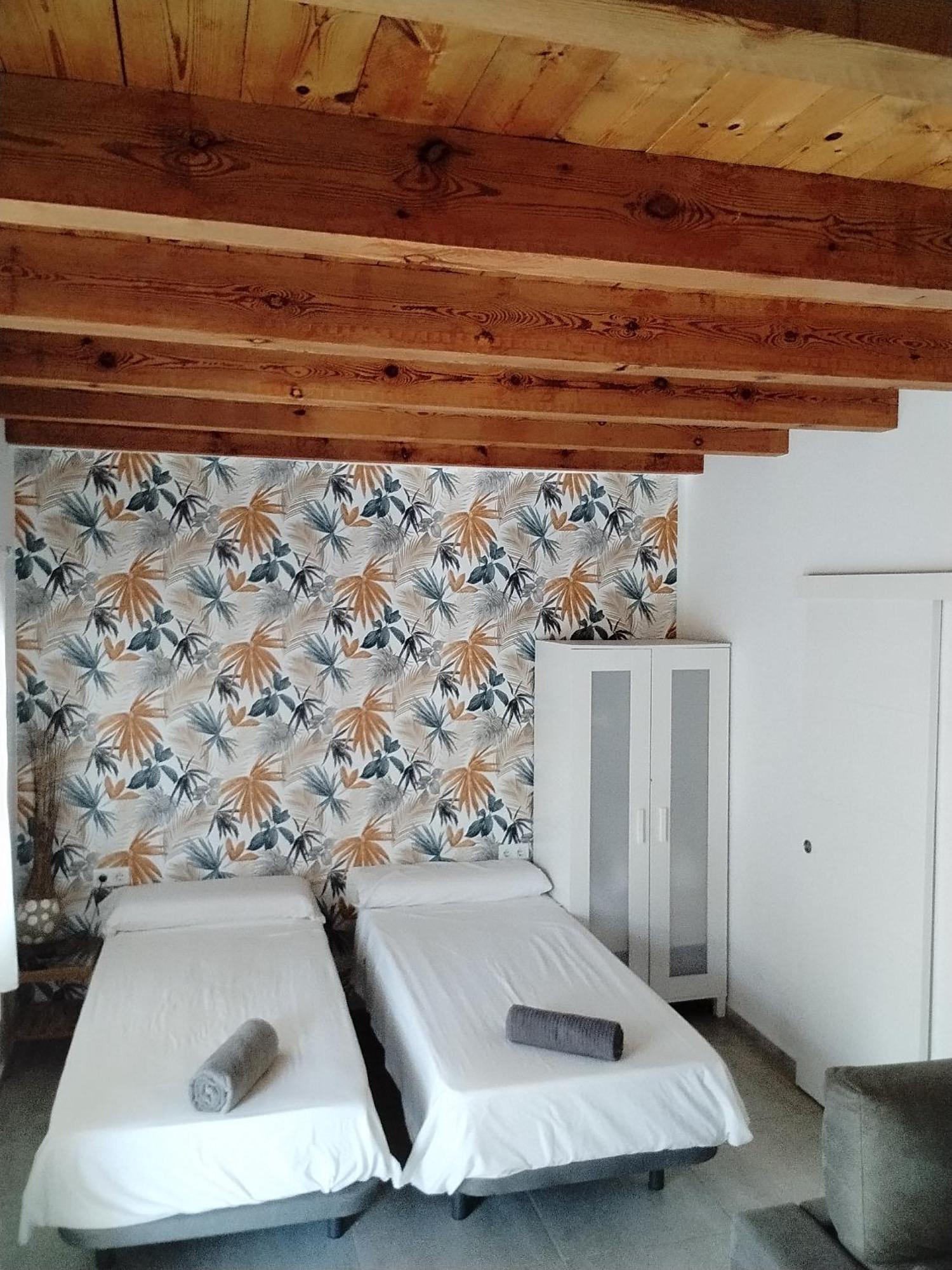 Apartamentos Y Habitaciones Kai Marbella (Adults Only) ภายนอก รูปภาพ